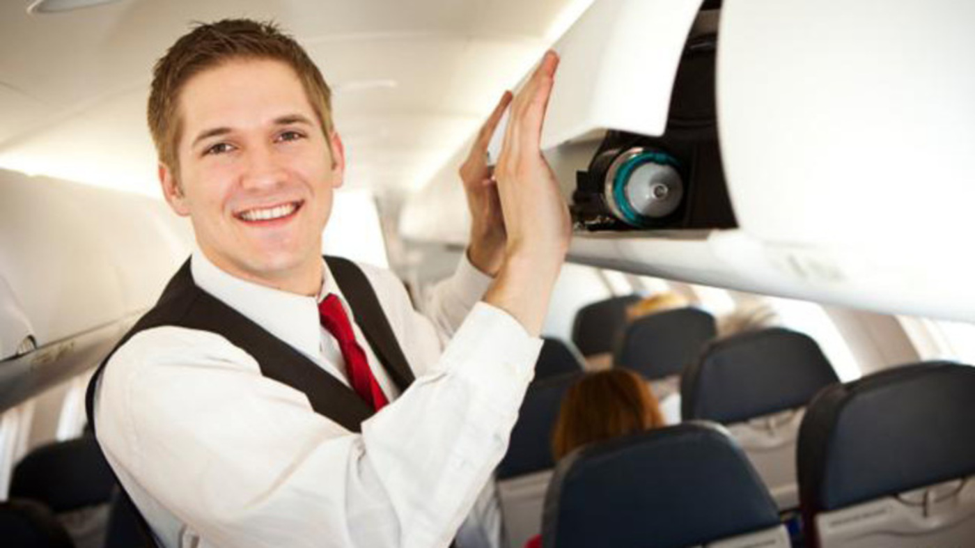 CONFESSIONS OF A MALE STEWARDESS | AviaNation.com